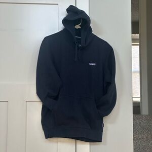 Men’s Patagonia uprisal hoodie. Medium. Dark Navy Blue. Sweatshirt.